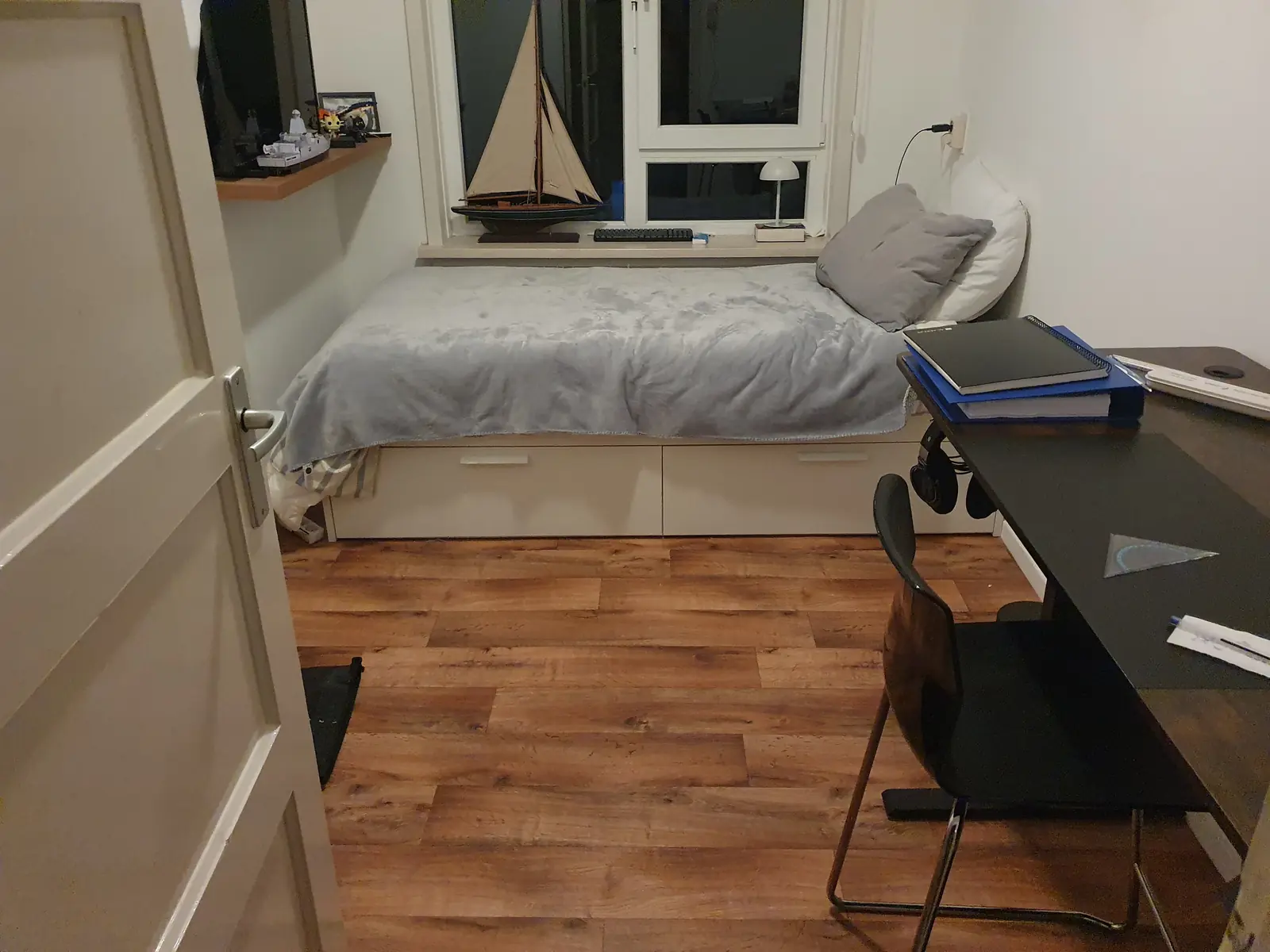 Room Van Beresteynstraat, Delft - For Rent