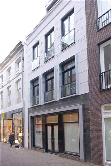 Afbeelding 1 van 12