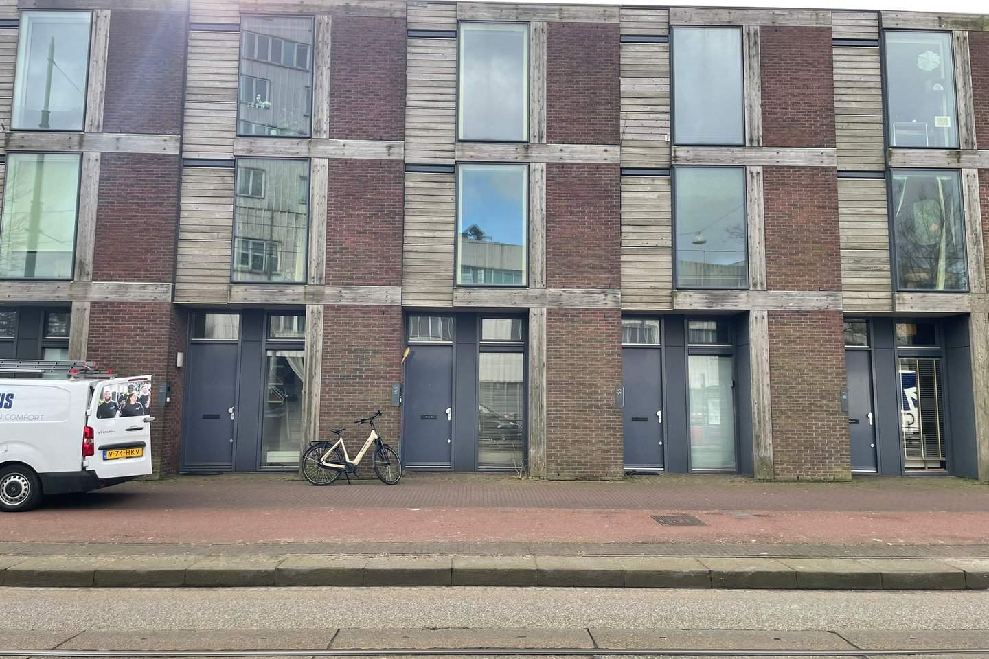Afbeelding 1 van 12