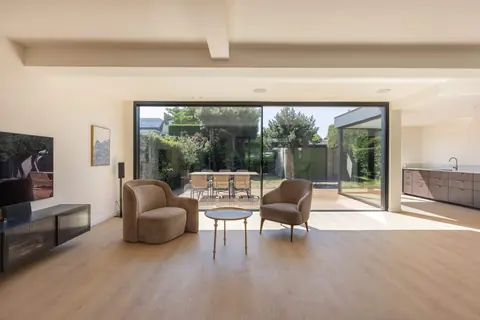 Maison d'angle Van Naeltwijckstraat, Wassenaar - À louer