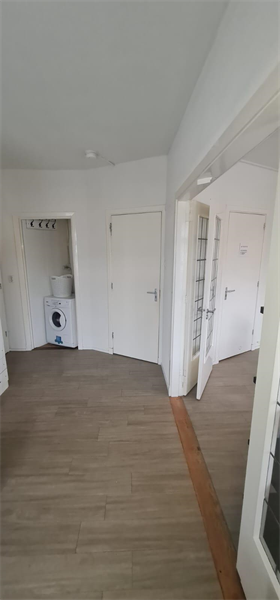 Bild 3 von 6