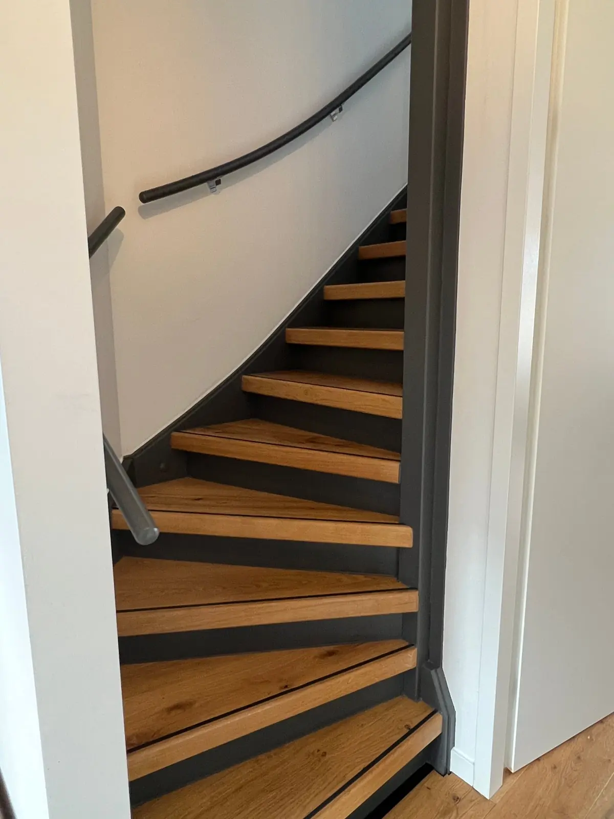 Image 13 of 27