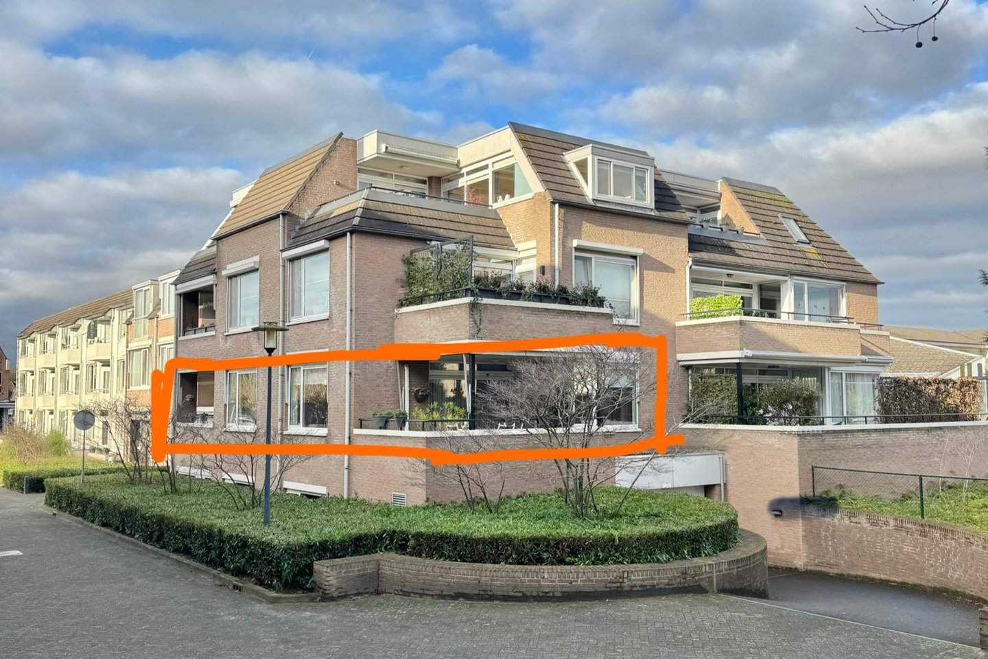 Afbeelding 1 van 12