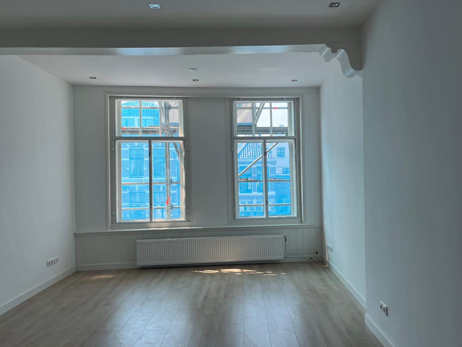 Bild 2 von 10