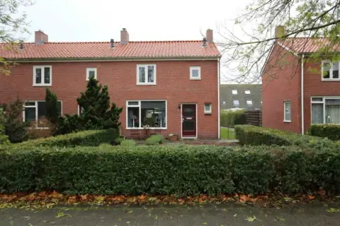 Hoekwoning Peregrinusstraat 11, Ter Apel - Te Huur
