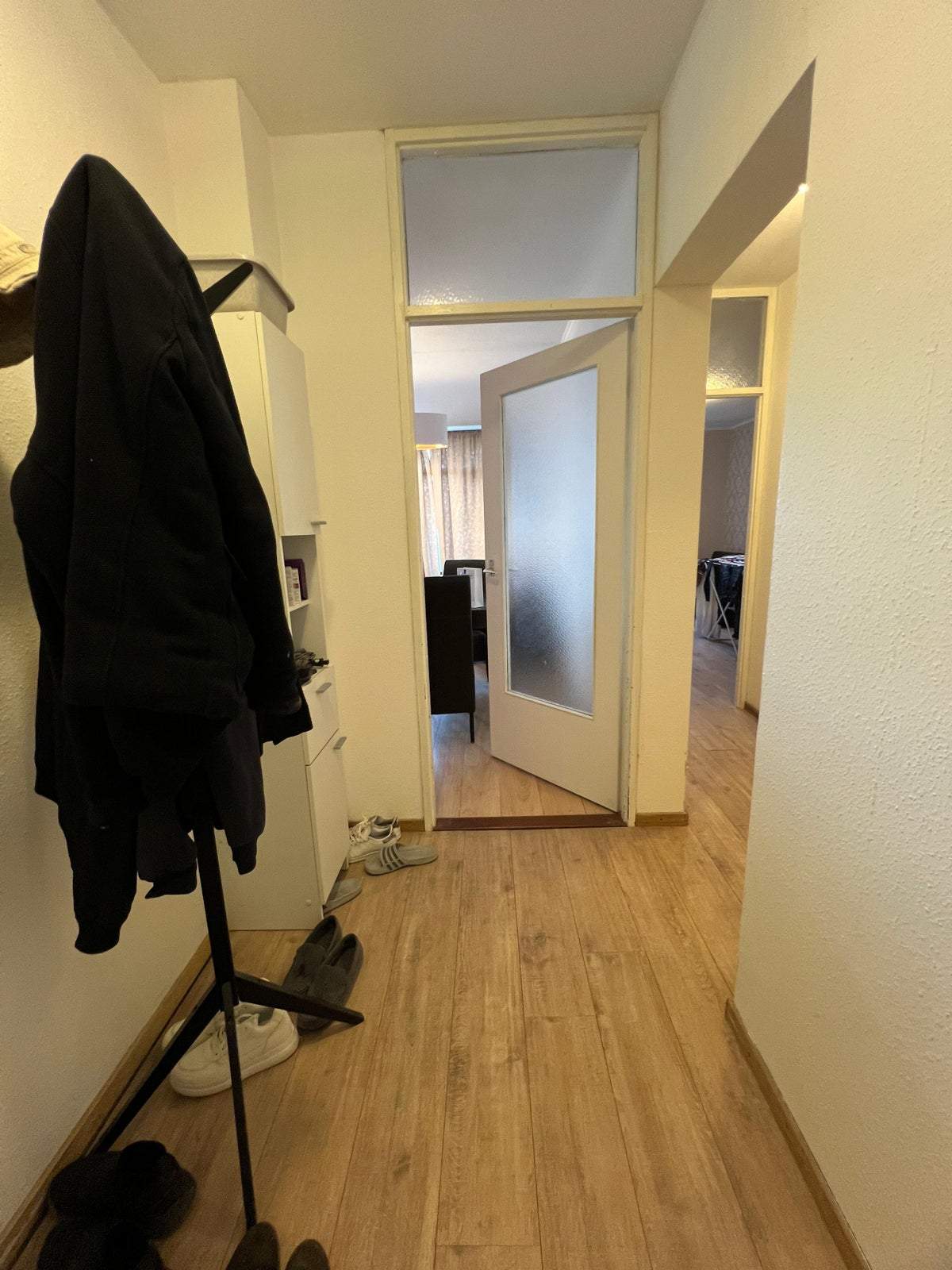 Bild 1 von 28