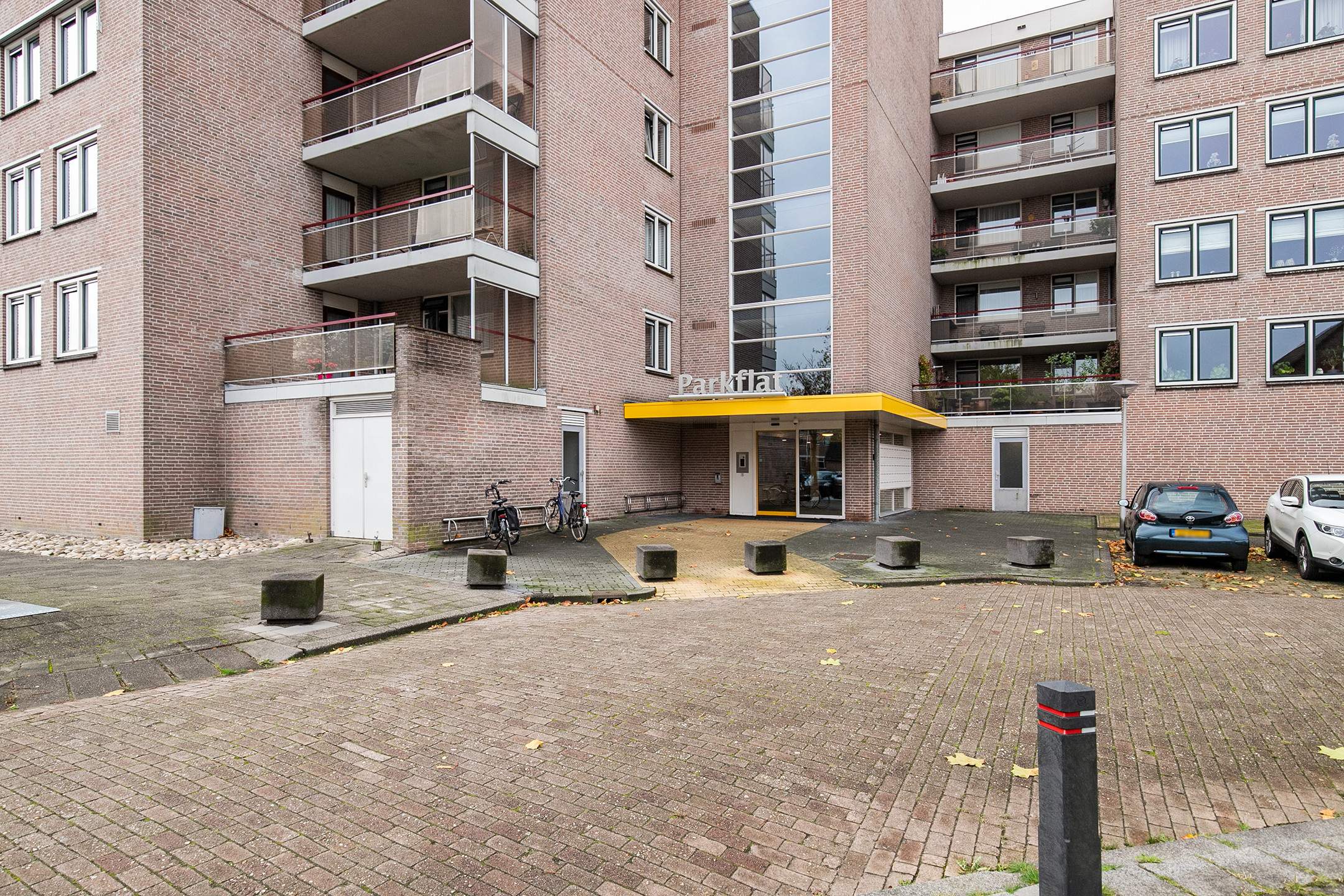 Afbeelding 1 van 27