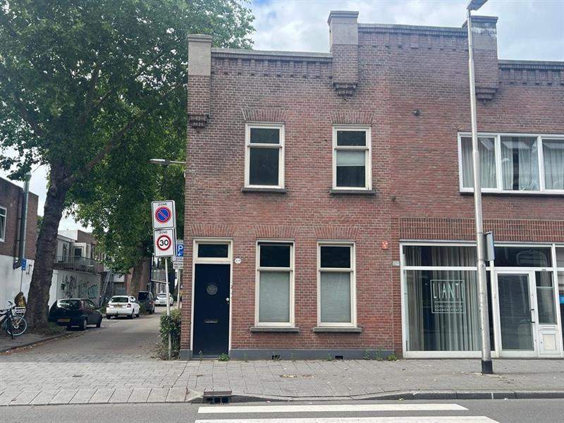 Afbeelding 1 van 6
