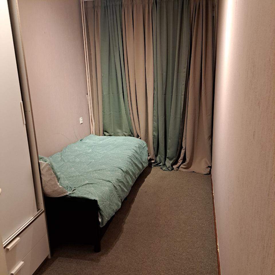 Image 2 of 3