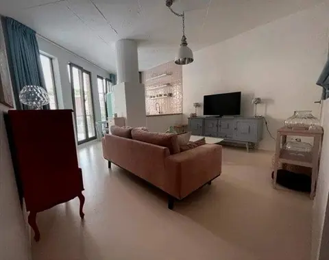 Studio meublé sur l'Emmaplein, Den Bosch