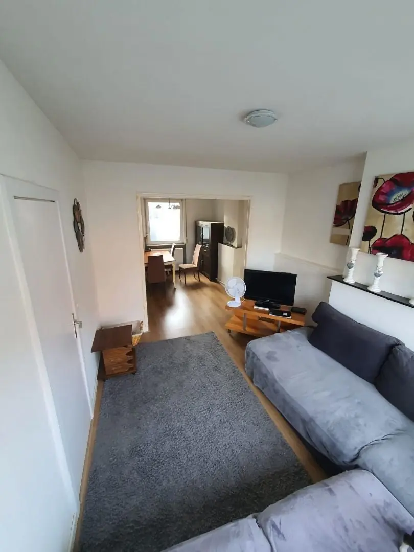 Image 8 of 20
