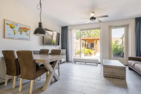 Habitación amueblada en Peter van Straatenhof, Almere - En alquiler