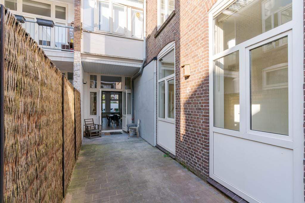 Image 18 of 25