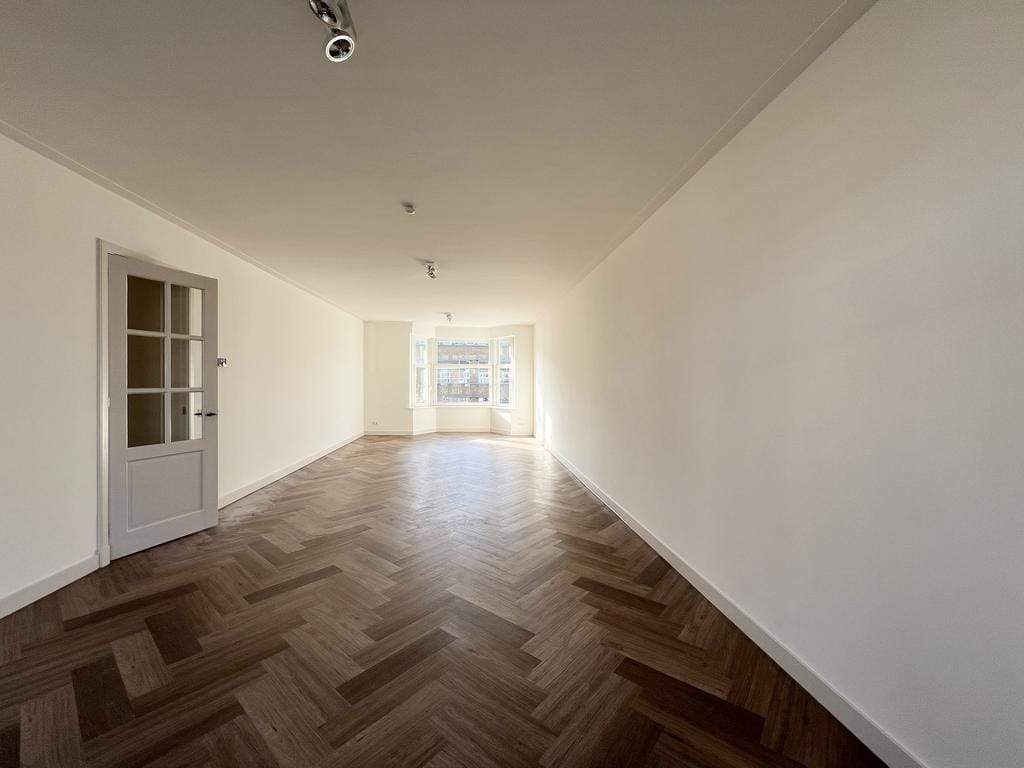 Image 3 of 20
