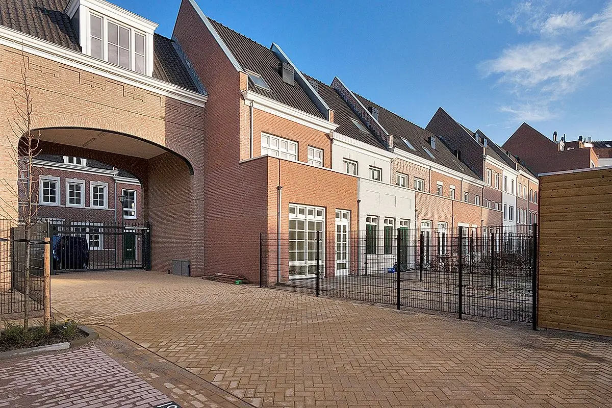 Afbeelding 6 van 8