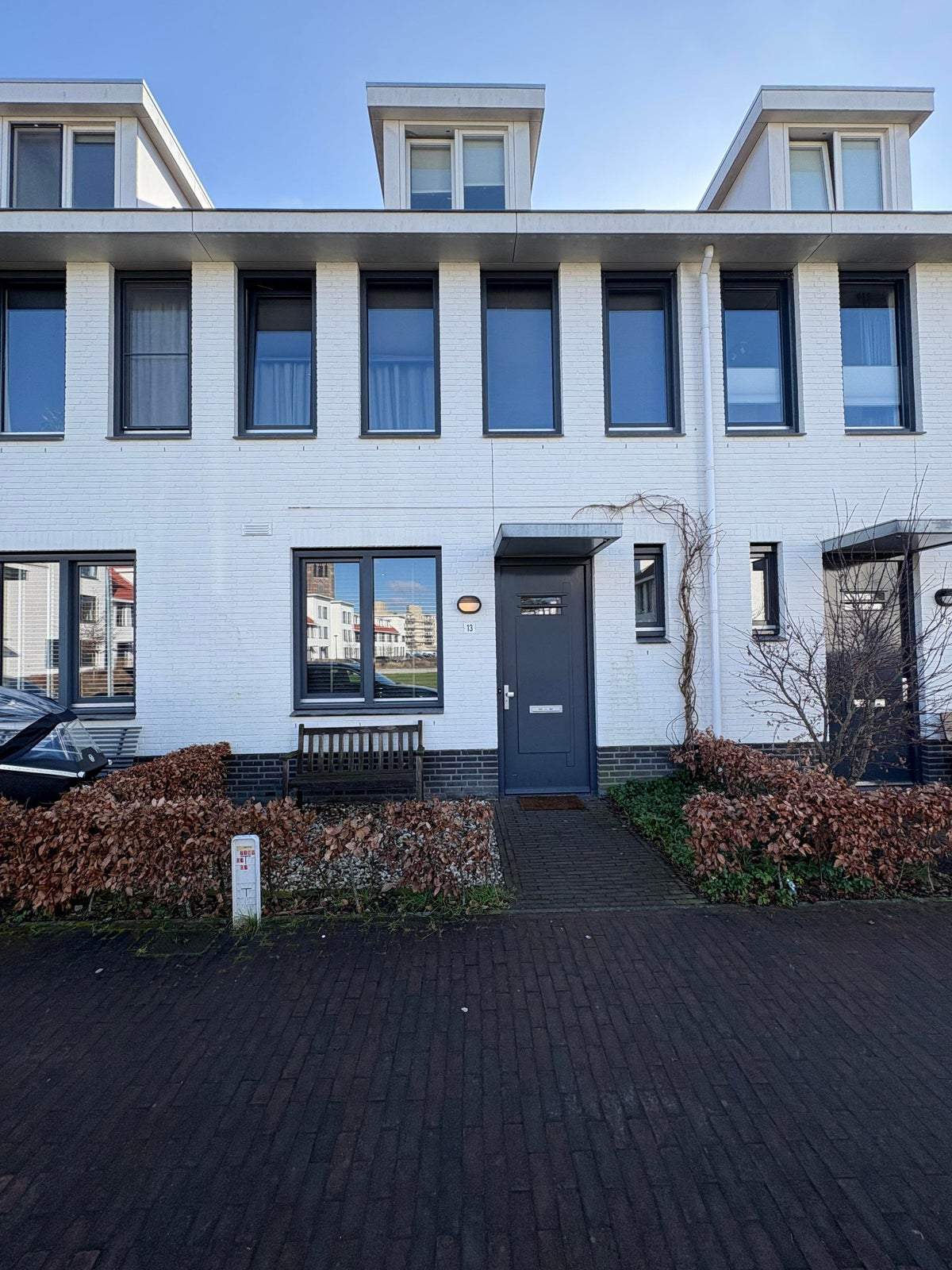 Bild 1 von 19