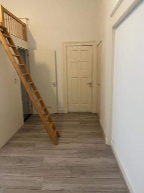 Afbeelding 2 van 8