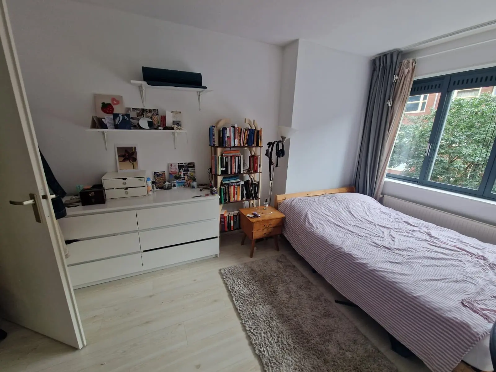 Image 6 of 8