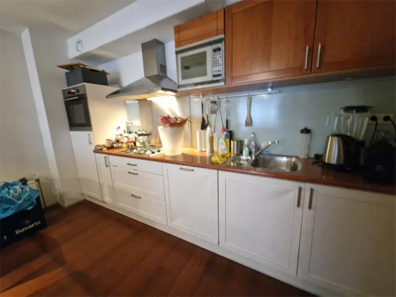 Image 6 of 10