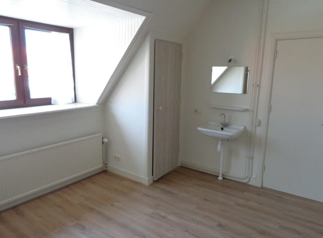 Bild 2 von 7