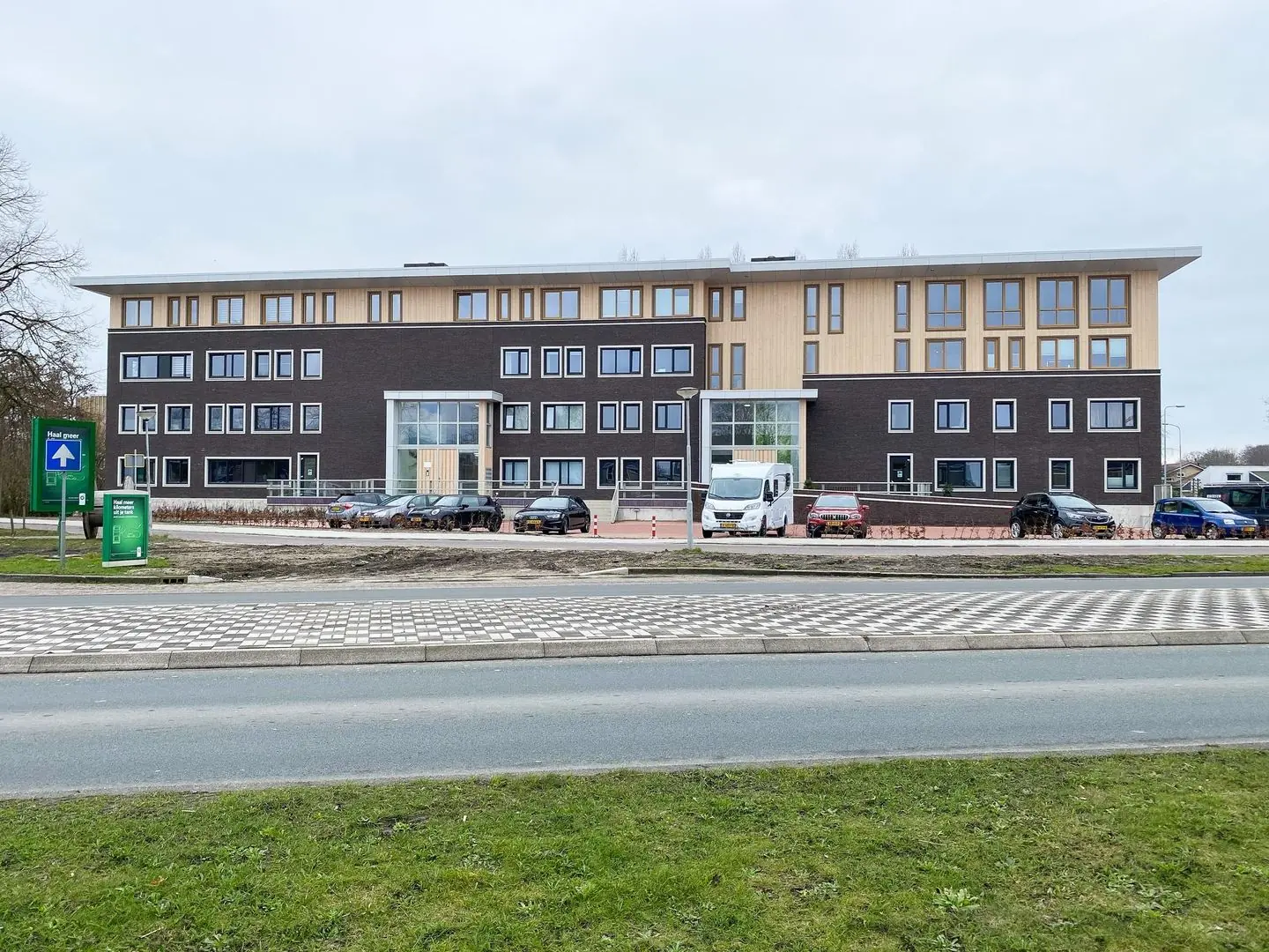 Image 4 sur 27