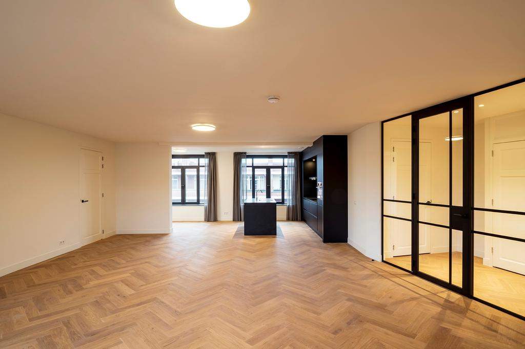 Bild 2 von 21