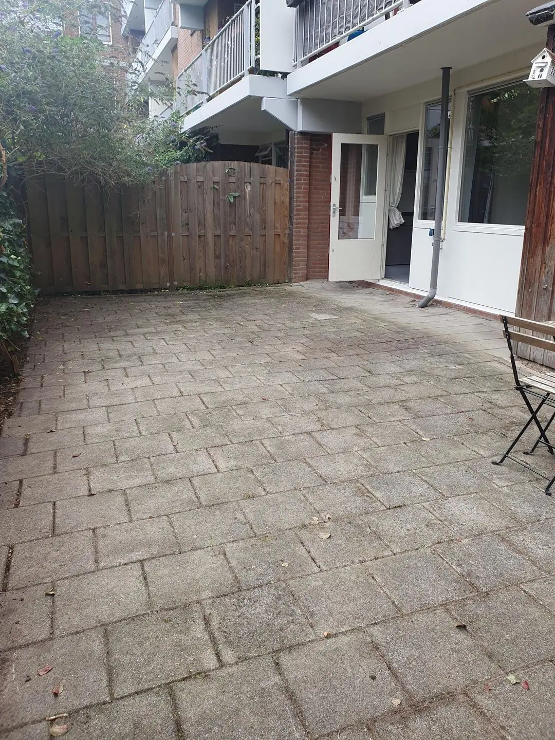 Bild 2 von 25