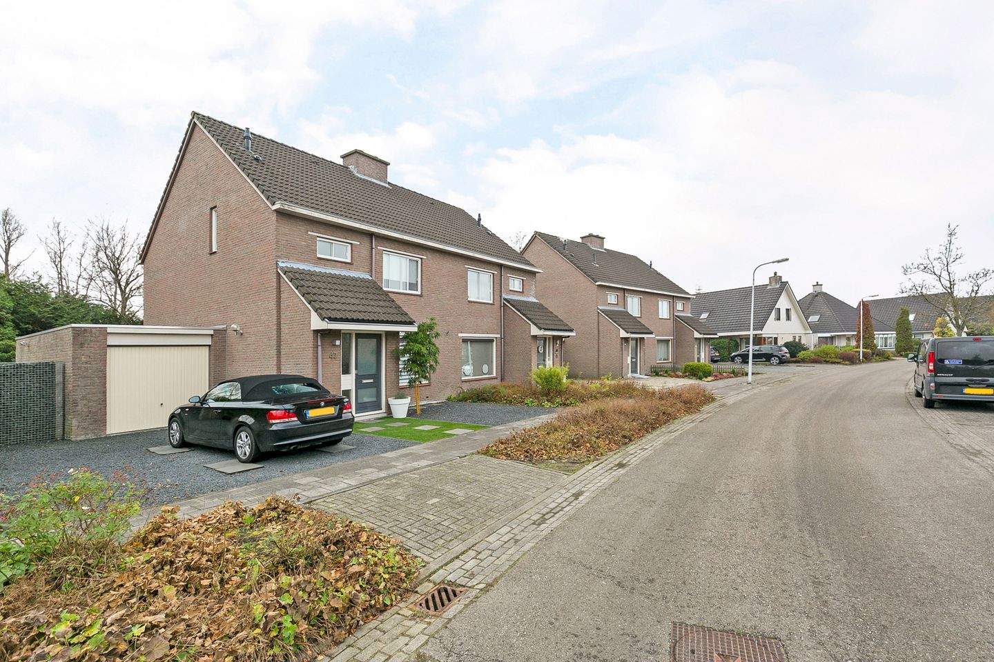 Bild 3 von 12
