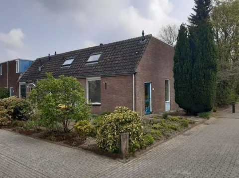 Eckhaus Wilhelmina Druckerstraat, Coevorden - Zu Vermieten