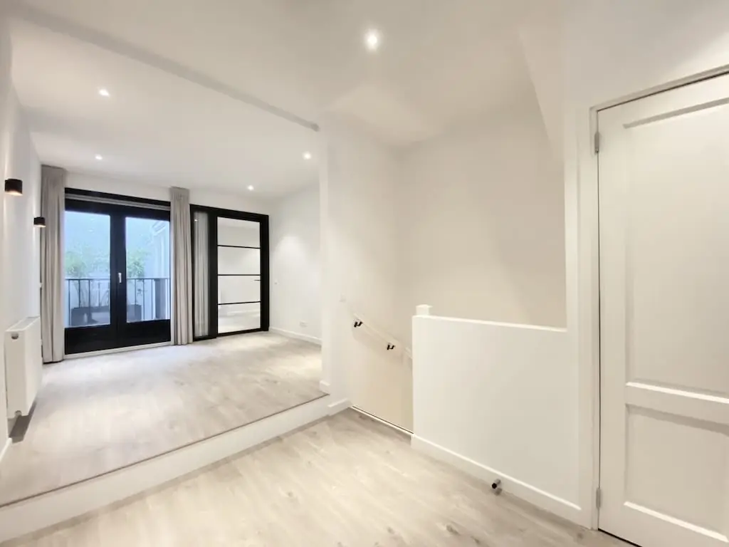 Two-Bedroom Apartment Overtoom, Amsterdam West - For Rent