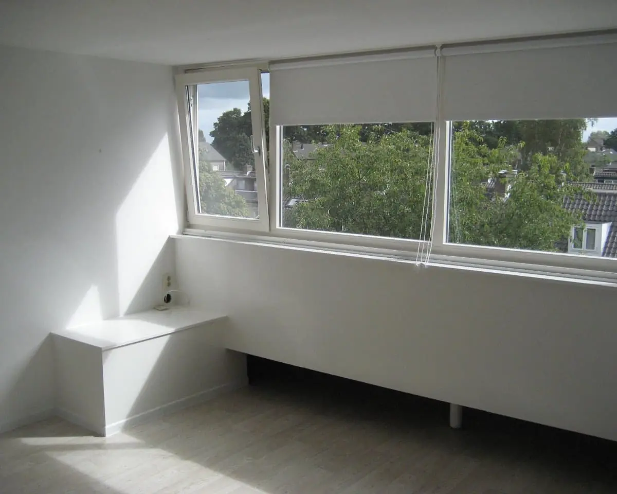 Image 6 of 7