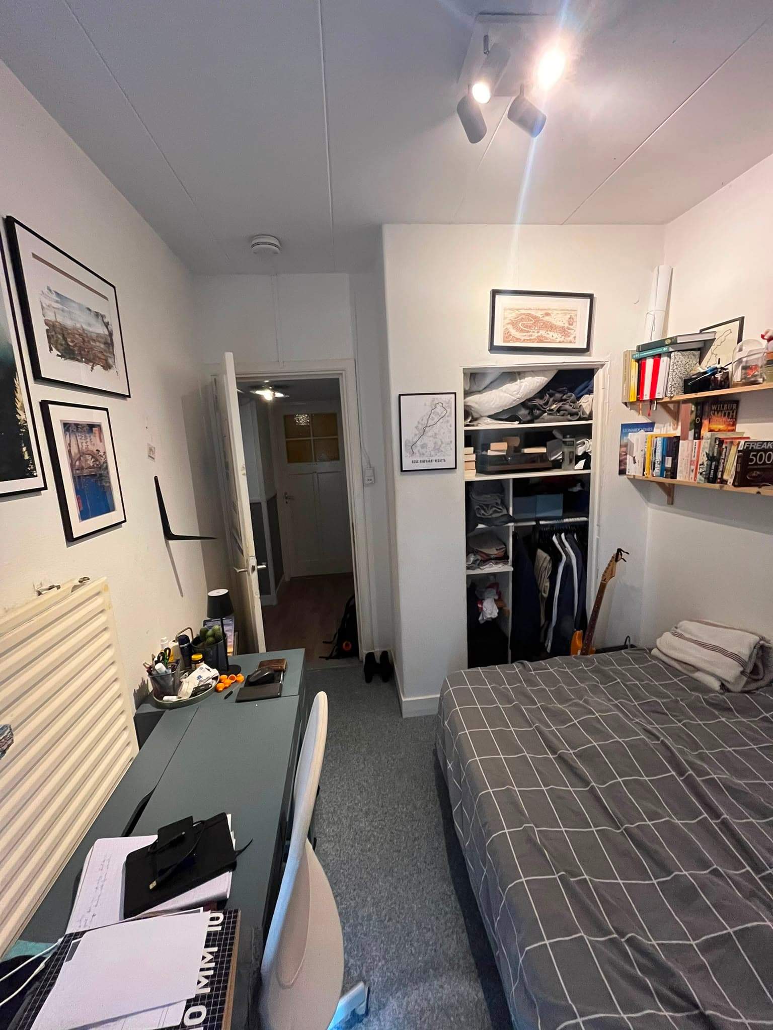 Image 4 of 5