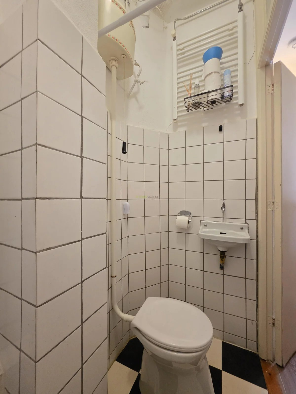 Image 8 of 9