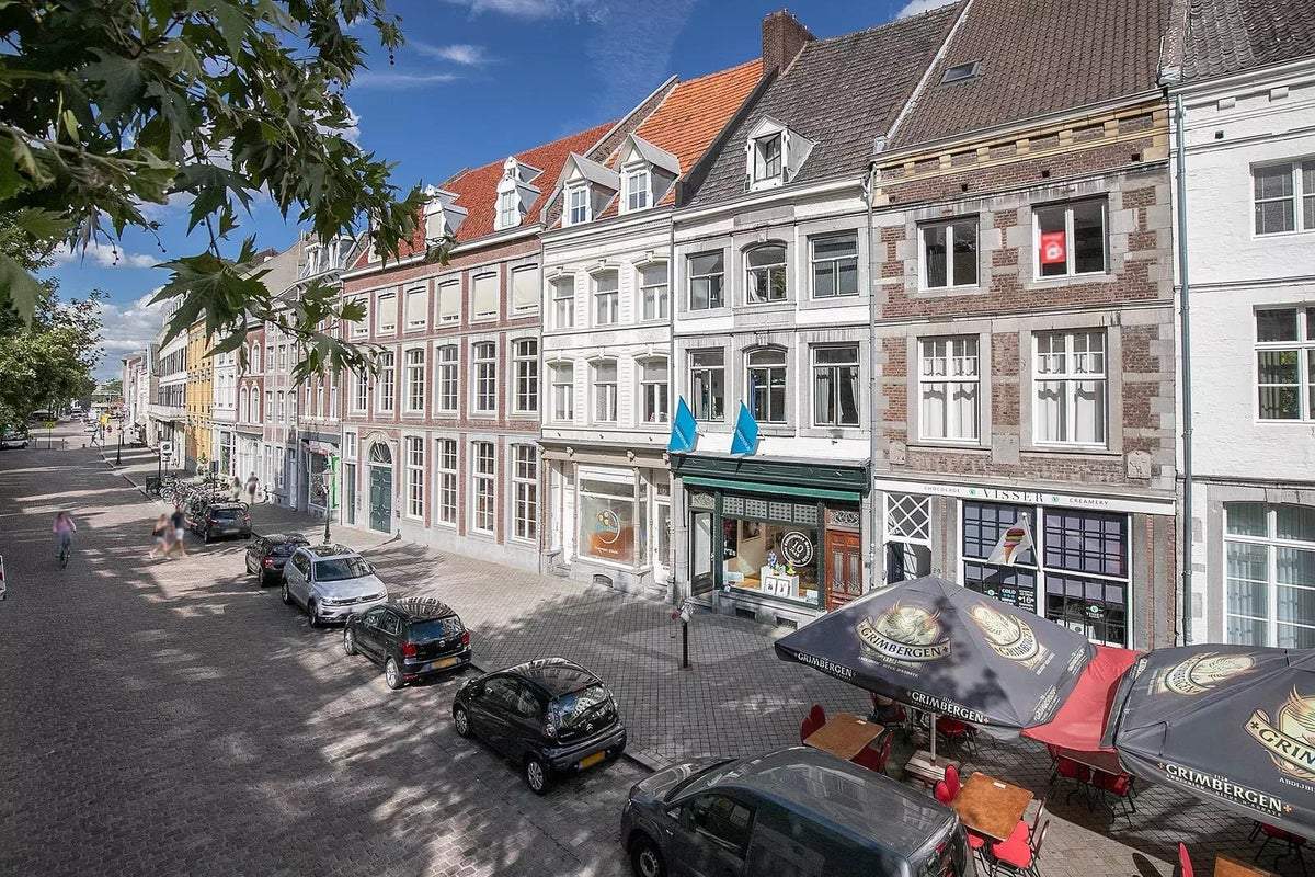 Afbeelding 1 van 9