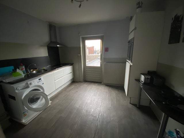 Image 1 sur 6