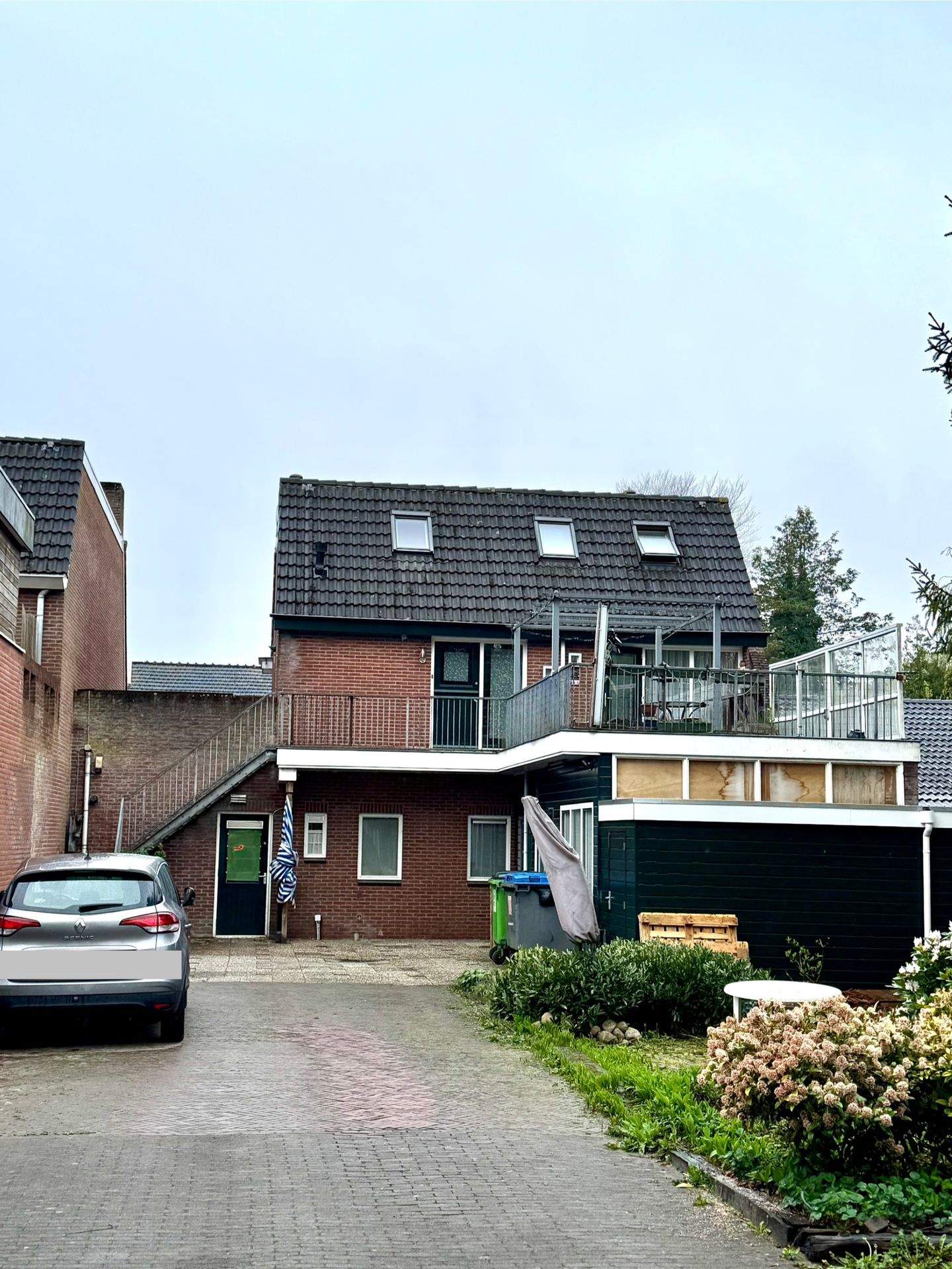 Bild 2 von 3