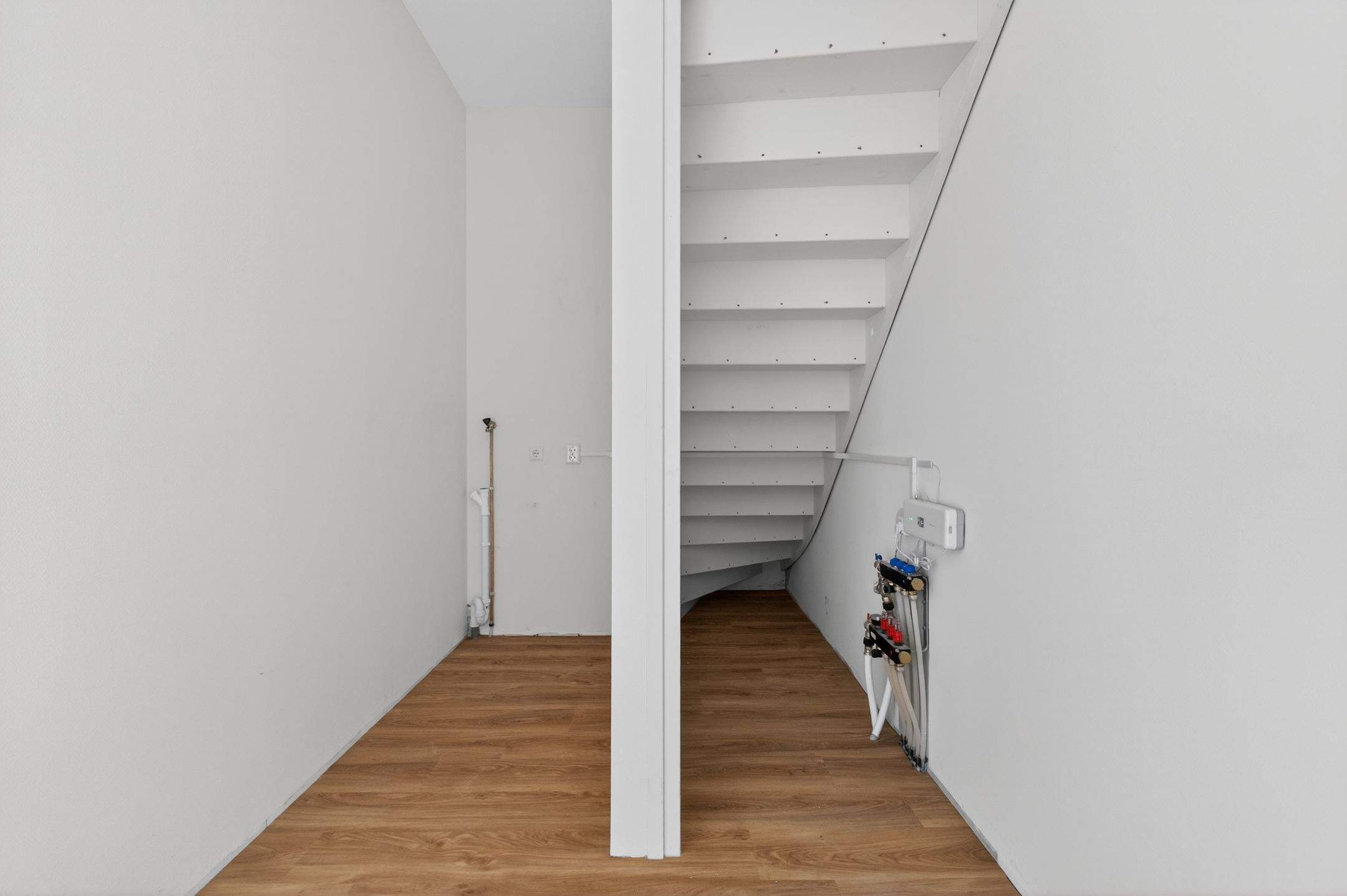 Image 15 of 27