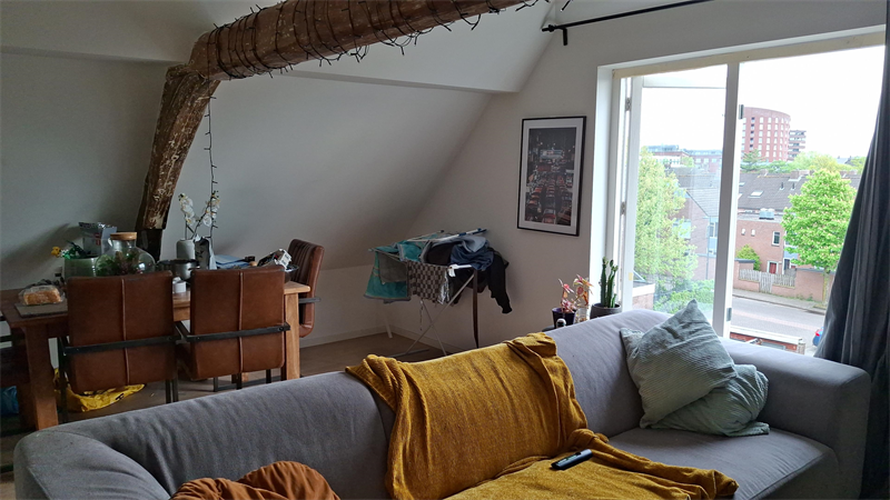 Bild 1 von 8