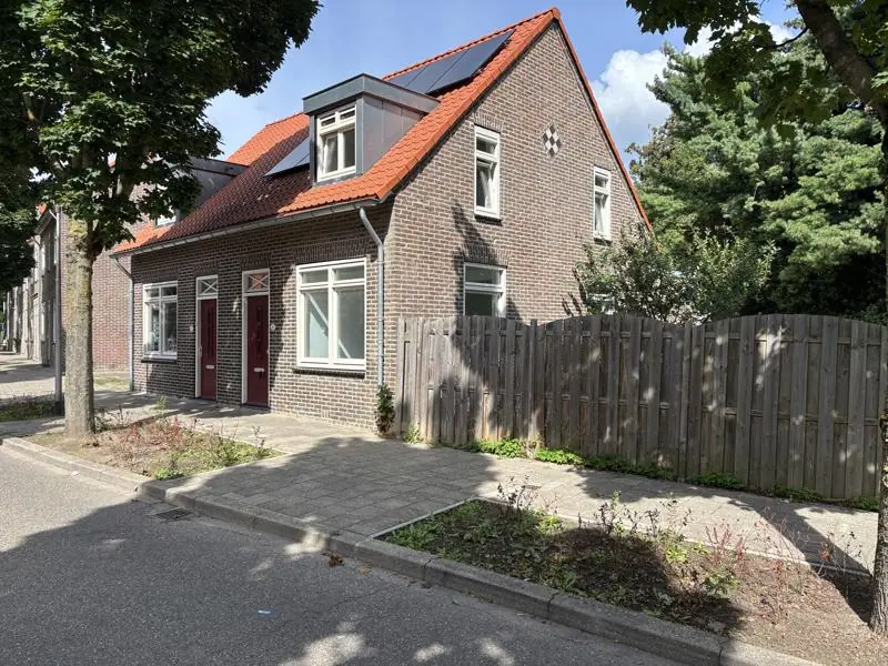 Eckhaus Emmastraat, Hoensbroek - Zu vermieten