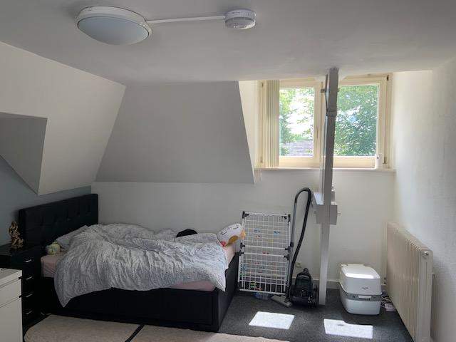 Image 2 of 5