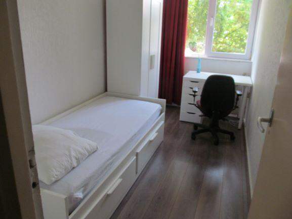 Bild 1 von 3