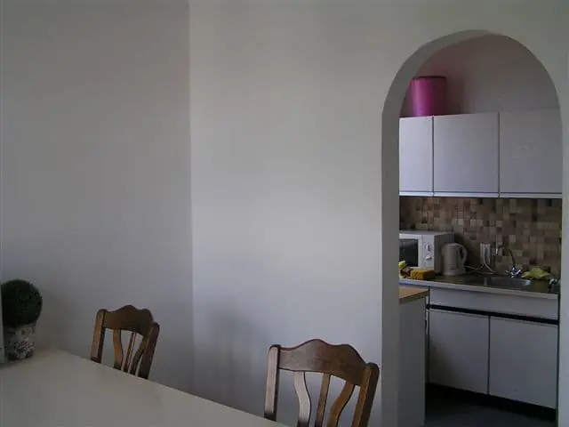 Image 4 of 10