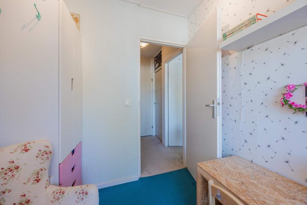 Image 18 of 27