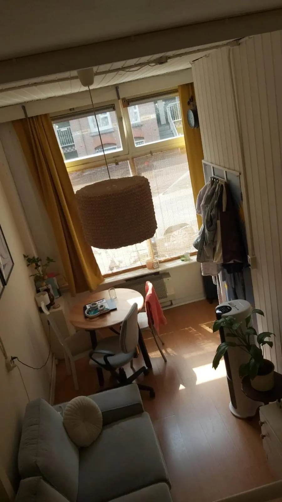 Image 1 sur 4