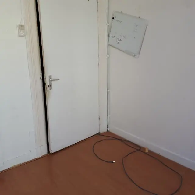 Image 4 of 9