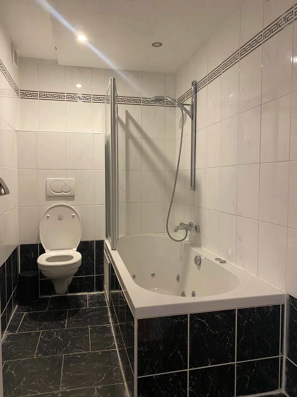 Image 20 of 26