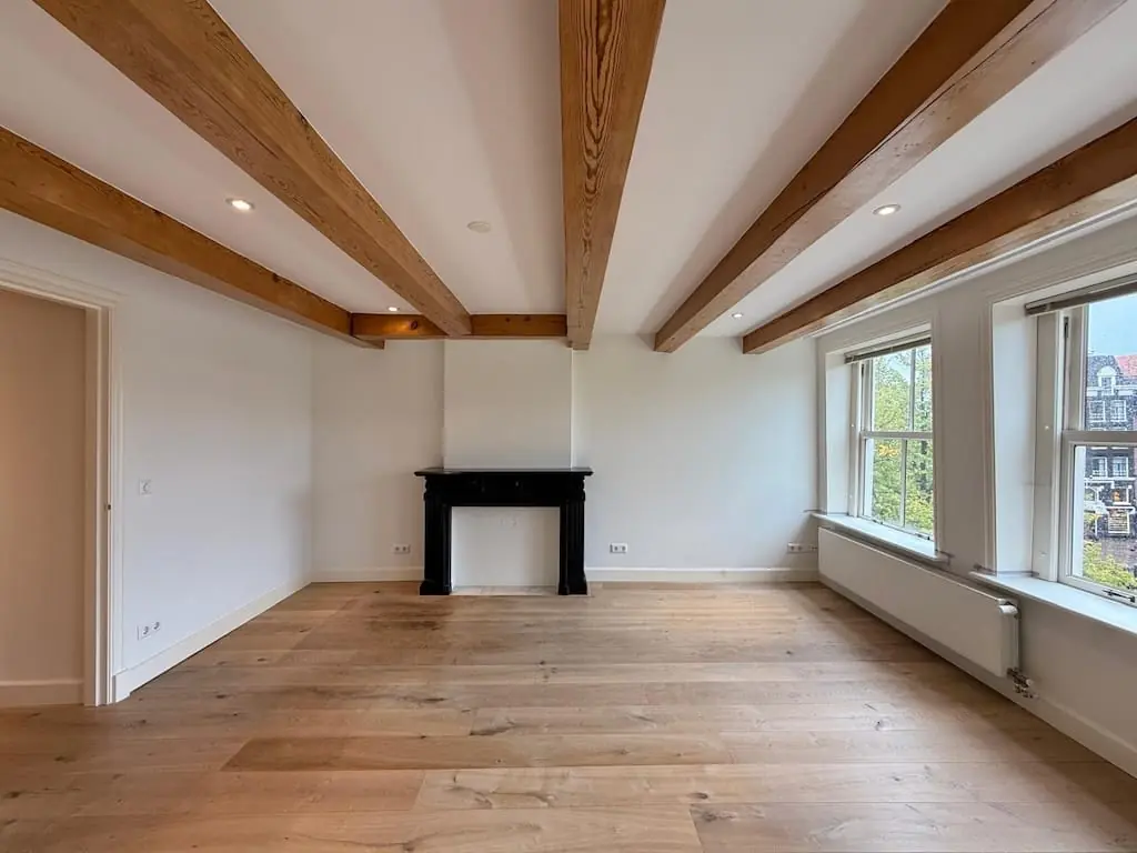 Image 8 of 20