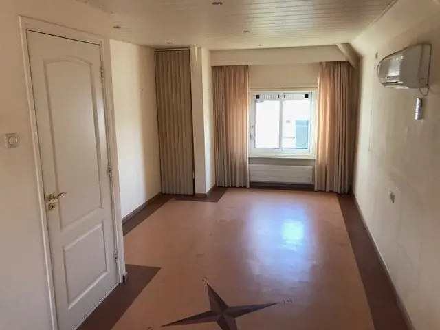 Image 14 of 24
