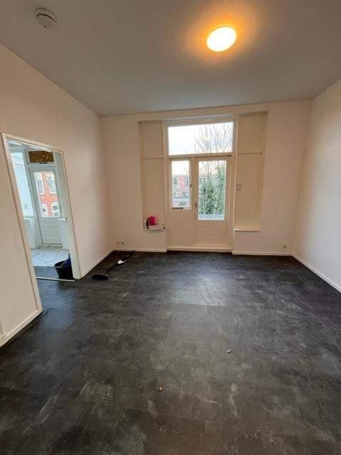 Afbeelding 2 van 6