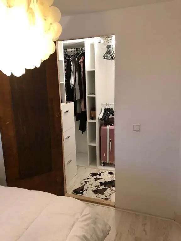 Image 23 of 30